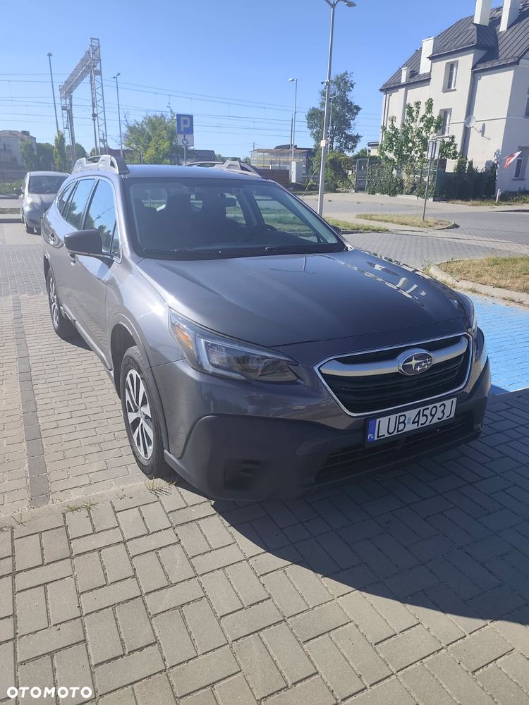 Subaru Outback - 1