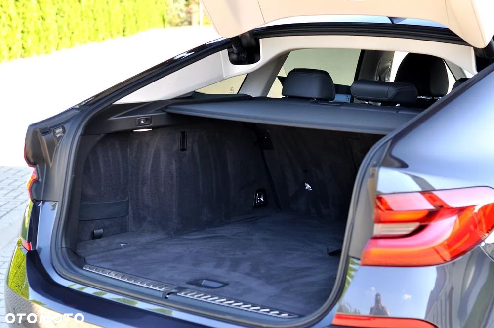 BMW 6GT 620d - 38