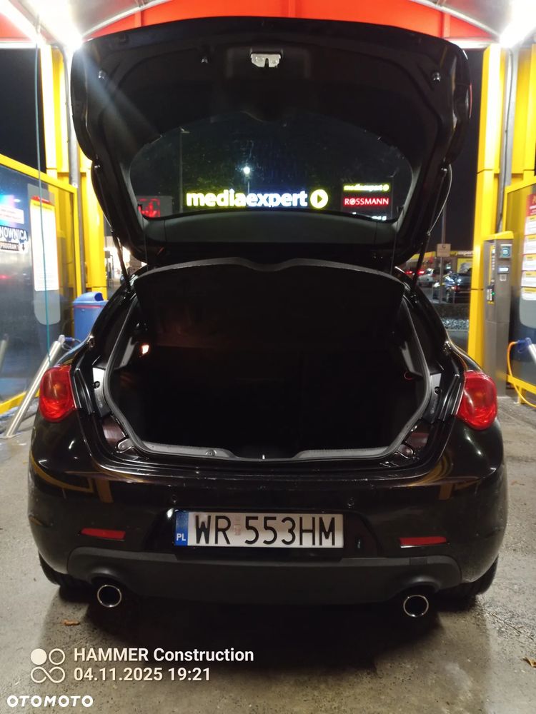 Alfa Romeo Giulietta 2.0 JTDM Distinctive - 34