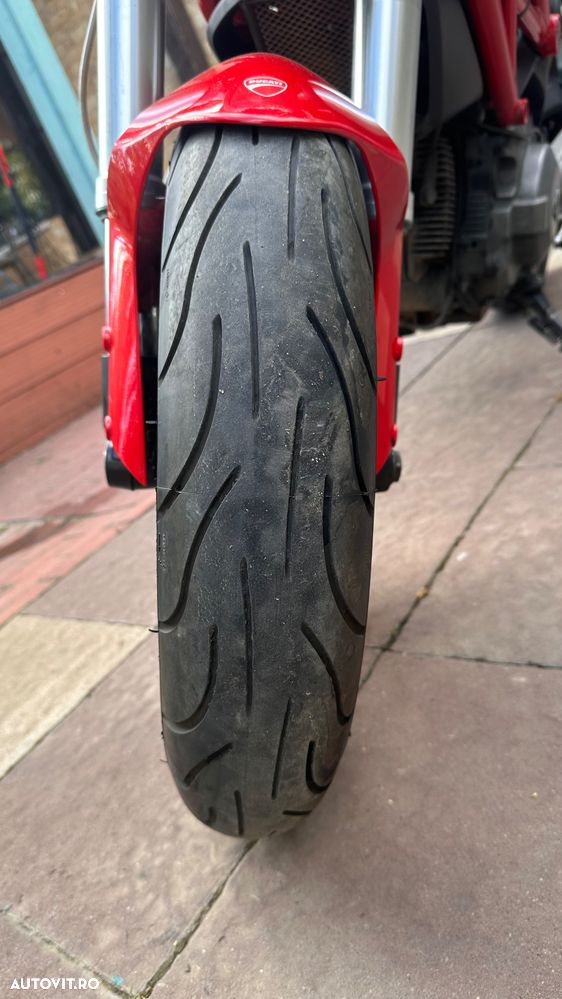 Ducati Monster 696 - 6