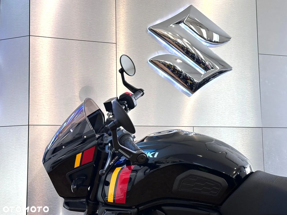 Suzuki GSX - 9