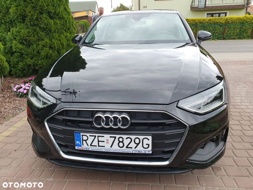 Audi A4 Limousine - 13