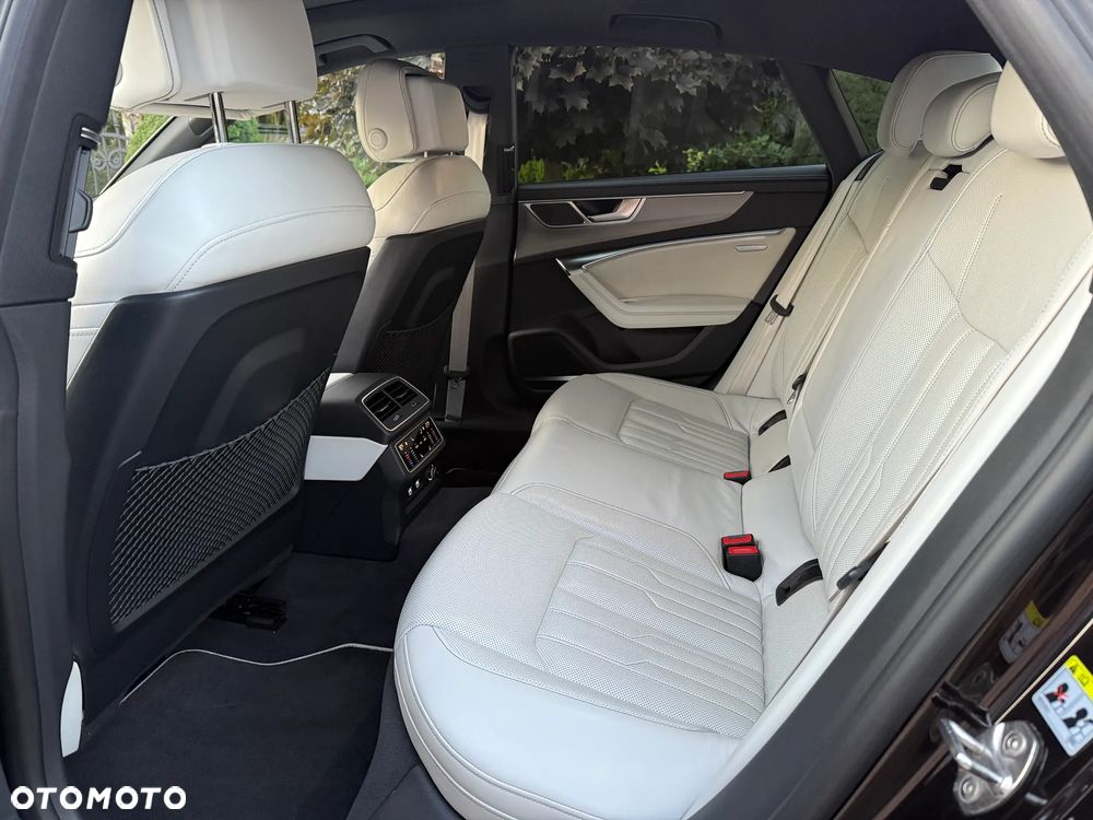 Audi A7 Sportback - 13