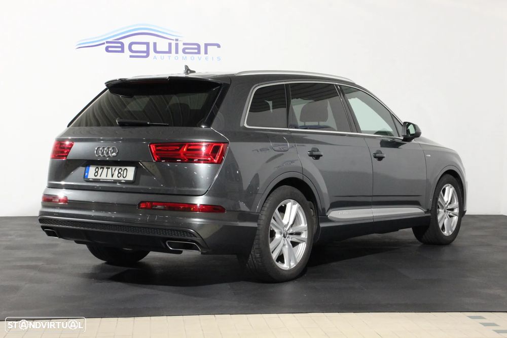 Audi Q7 3.0 TDI quattro S-line Tiptronic 7L - 4