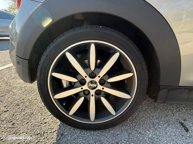 MINI Cabrio Cooper S Auto - 16