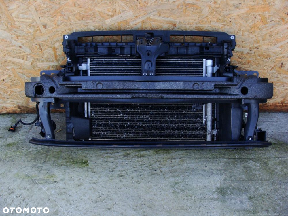 pas przedni chłodnice vw golf vii sportsvan 1.6 tdi 510 2016r - 1