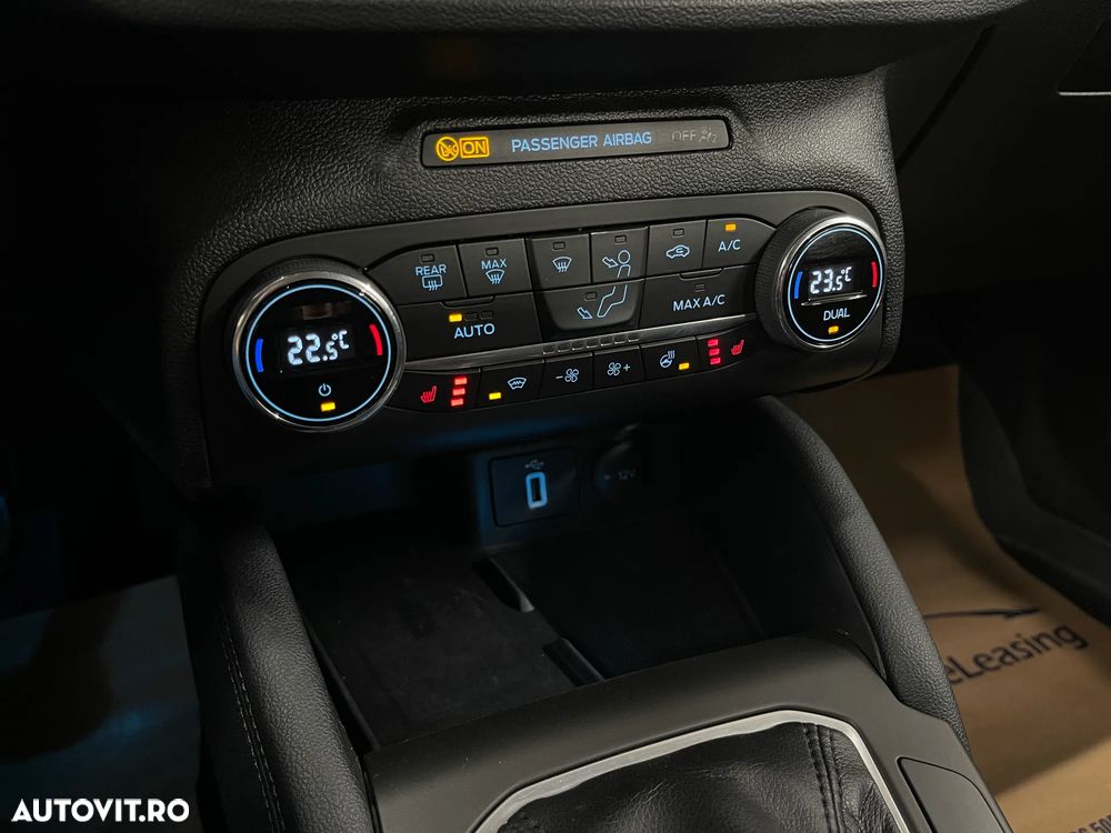 Ford Focus 1.0 EcoBoost Titanium - 23