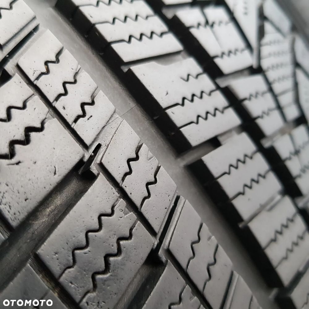 2x 225/55R17 Hankook Winter Icept Evo 2 Para opon zimowych - 2