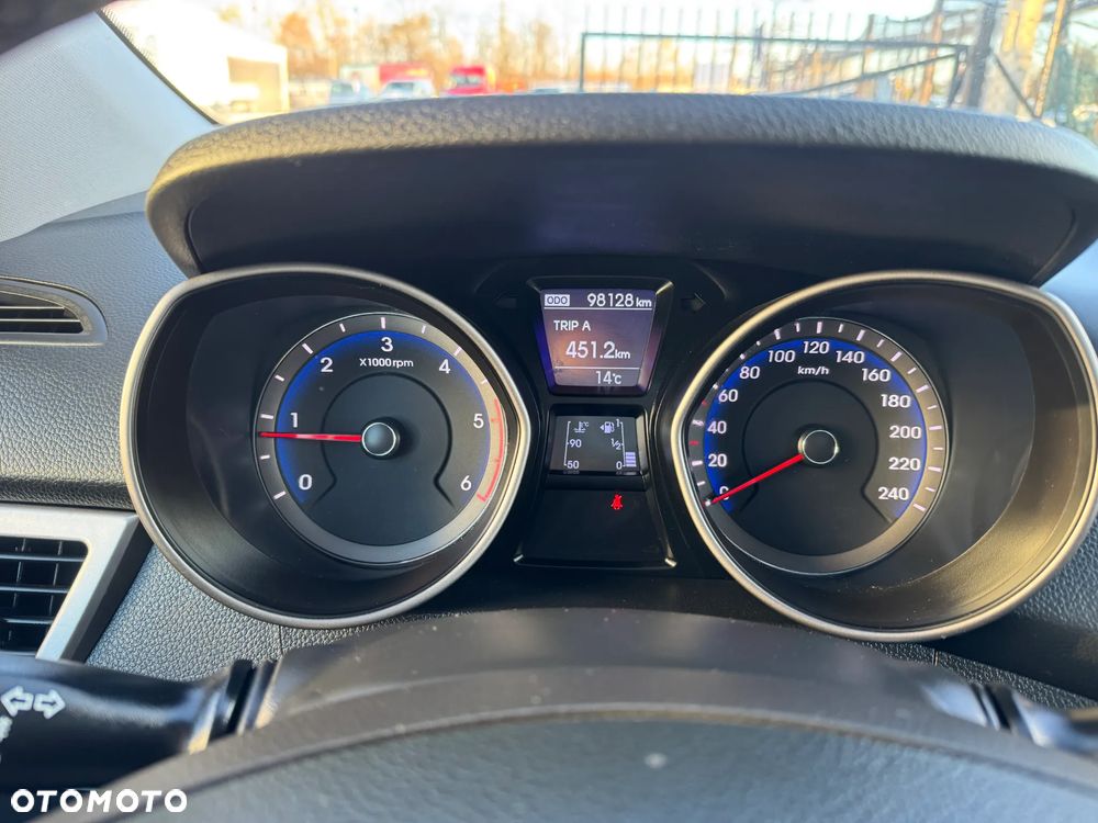 Hyundai i30 1.6 CRDi Premium - 12