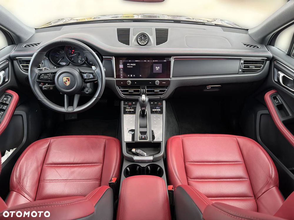 Porsche Macan T - 15