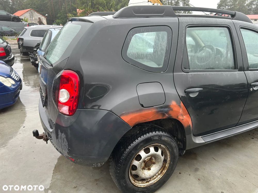 DACIA DUSTER 1 ĆWIARTKA BŁOTNIK TYŁ - 2