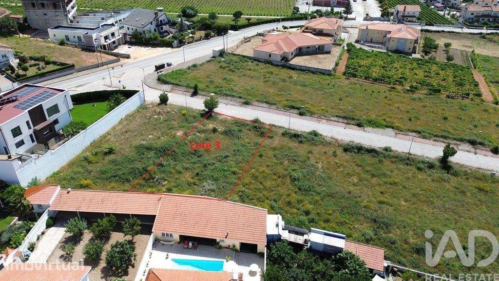 Terreno em Vilar de Nantes de 705,00 m2 - Grande imagem: 3/7