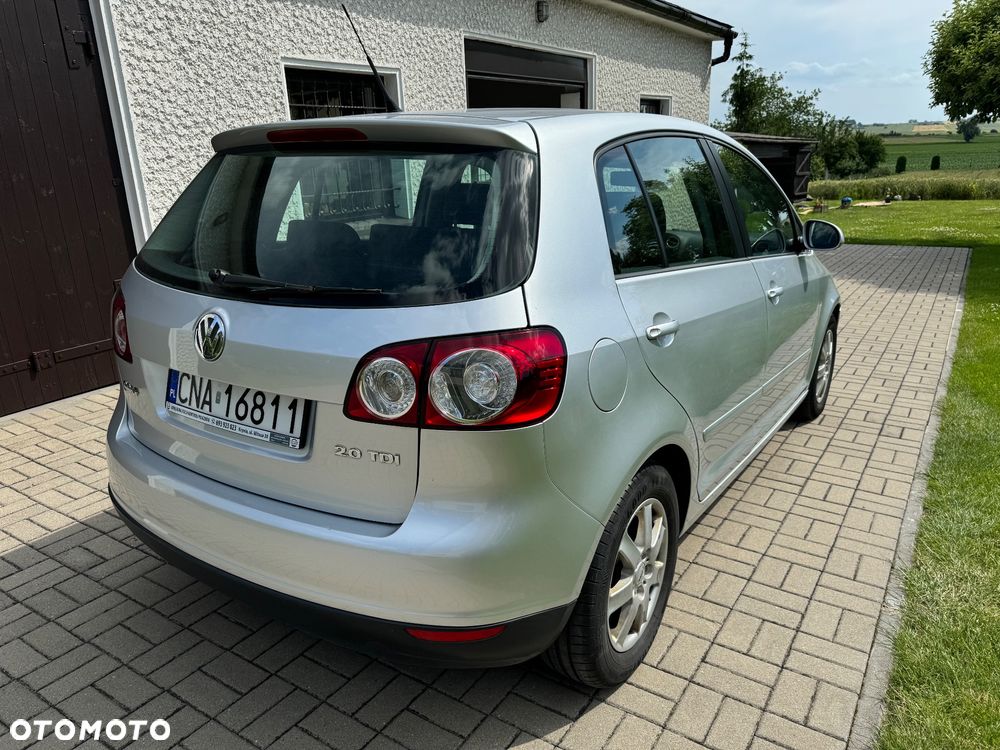 Volkswagen Golf 2.0 TDI Comfortline - 4