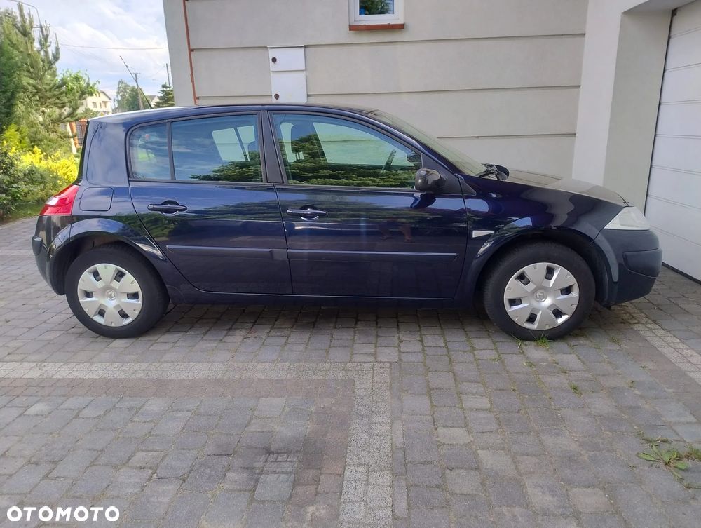 Renault Megane 1.6 Avantage - 13