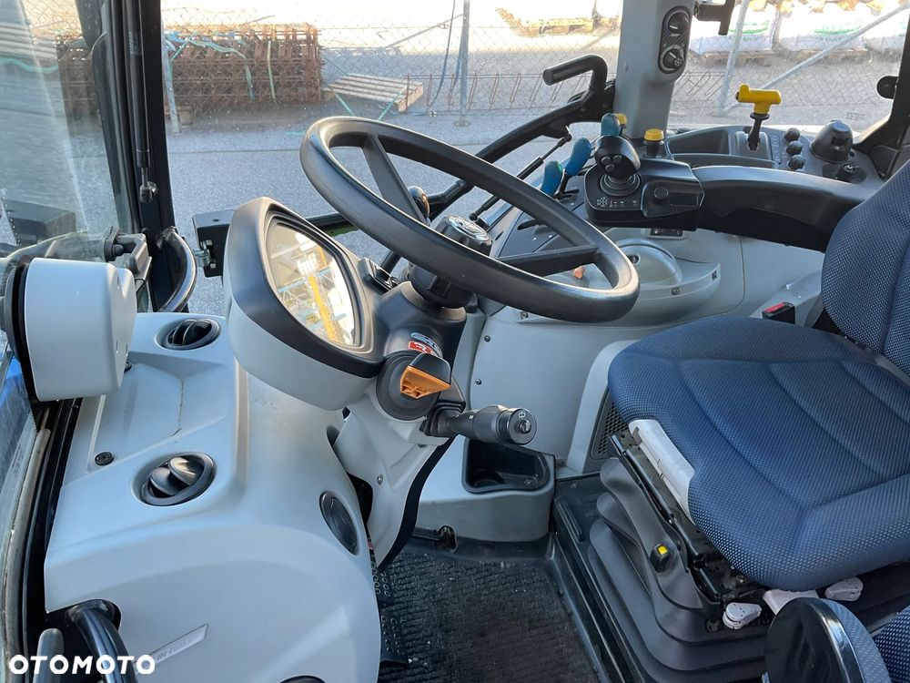 New Holland T5.120 EC - 9