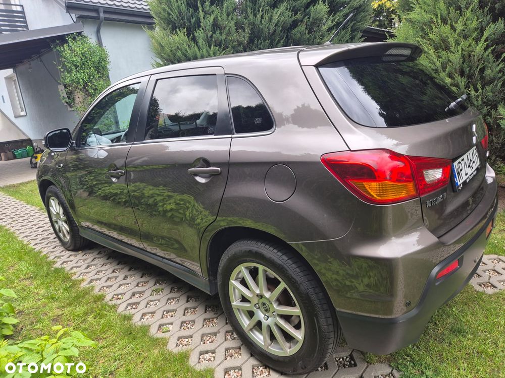 Mitsubishi ASX 1.8 DID Instyle NAVI 4WD AS&G - 27