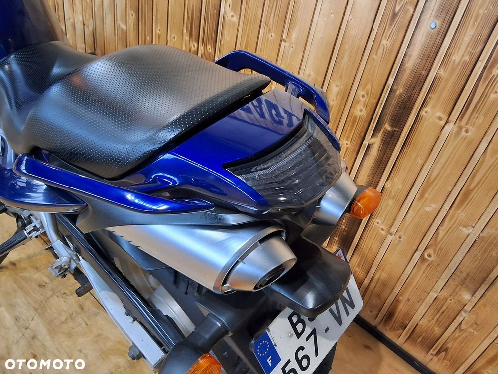 Yamaha FZ6 - 7