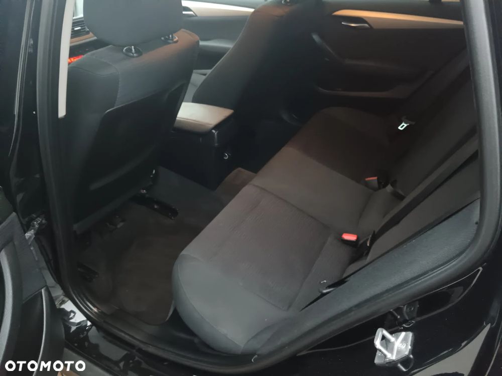 BMW X1 sDrive16d xLine - 7