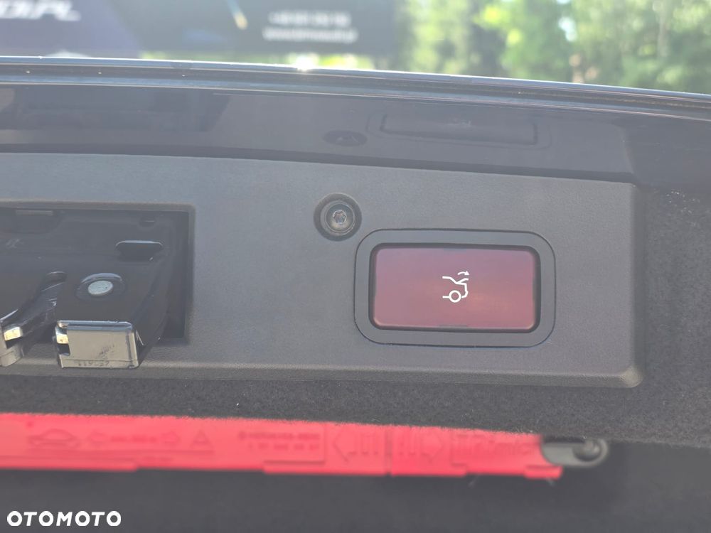 Mercedes-Benz CLK 350 7G-TRONIC Avantgarde - 29
