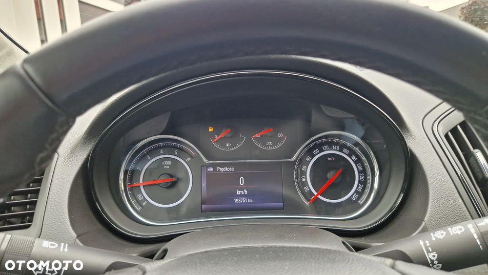 Opel Insignia 2.0 CDTI Cosmo ecoFLEX S&S - 13