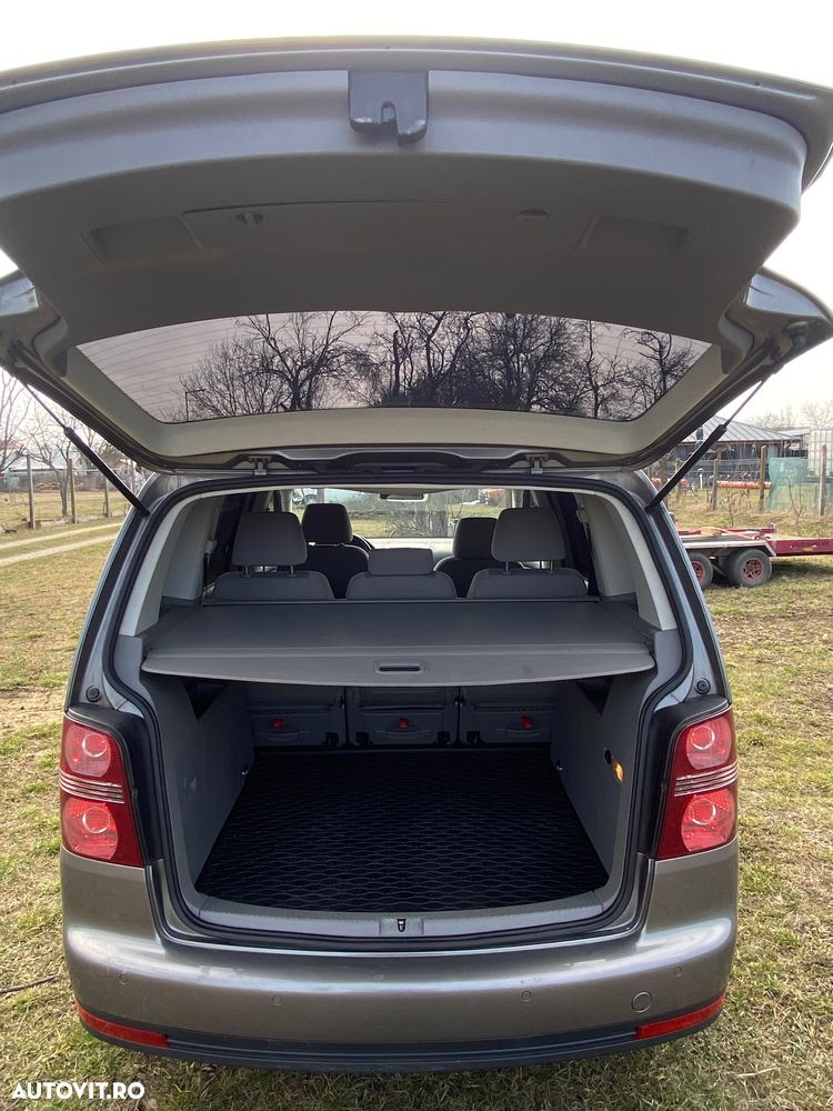 Volkswagen Touran 1.4 TSI United - 18