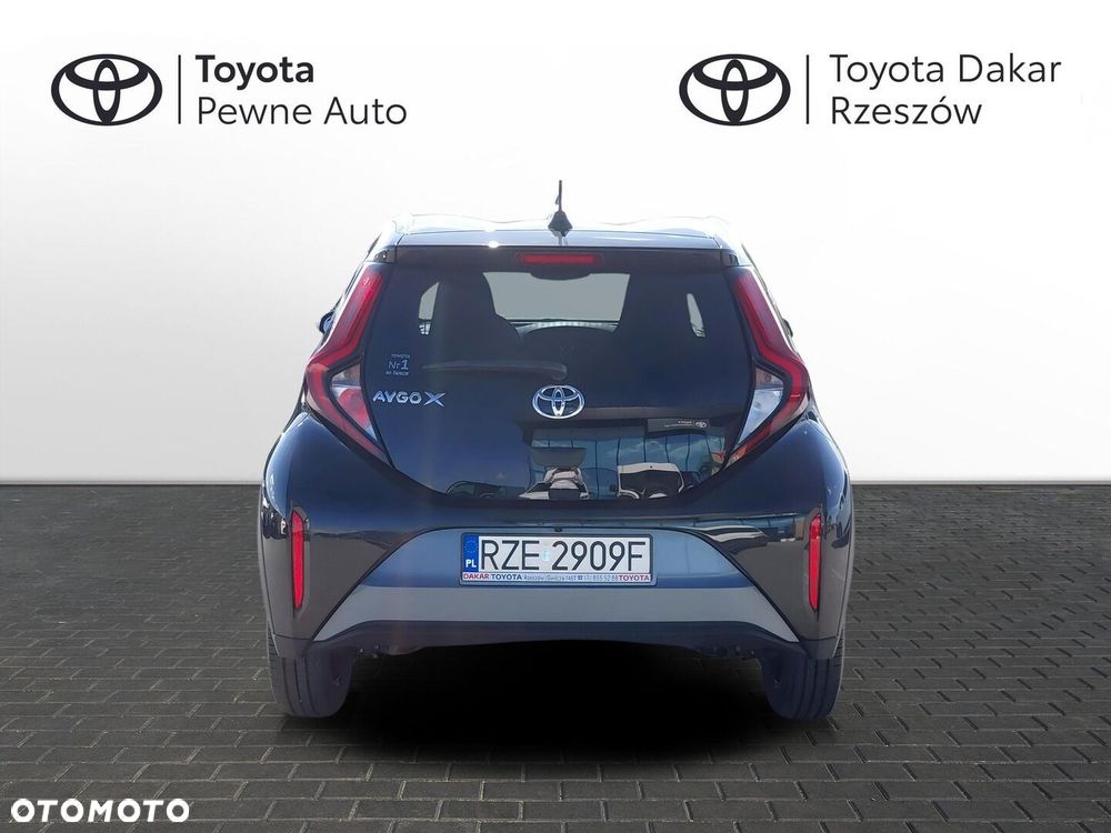 Toyota Aygo X 1.0 VVT-i Style CVT - 4