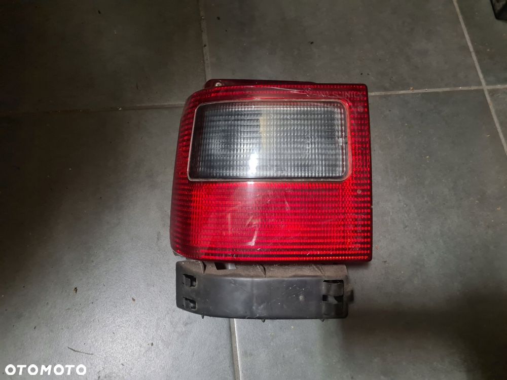 lampa lewa tylna citroen zx kombi