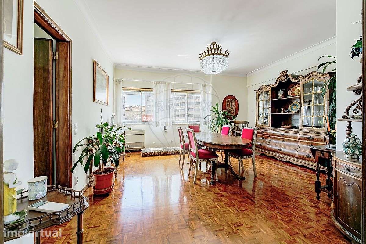 Apartamento T4 para venda - Grande imagem: 2/13