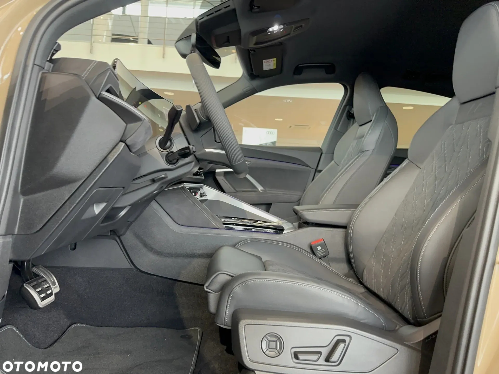 Audi Q5 Sportback - 11