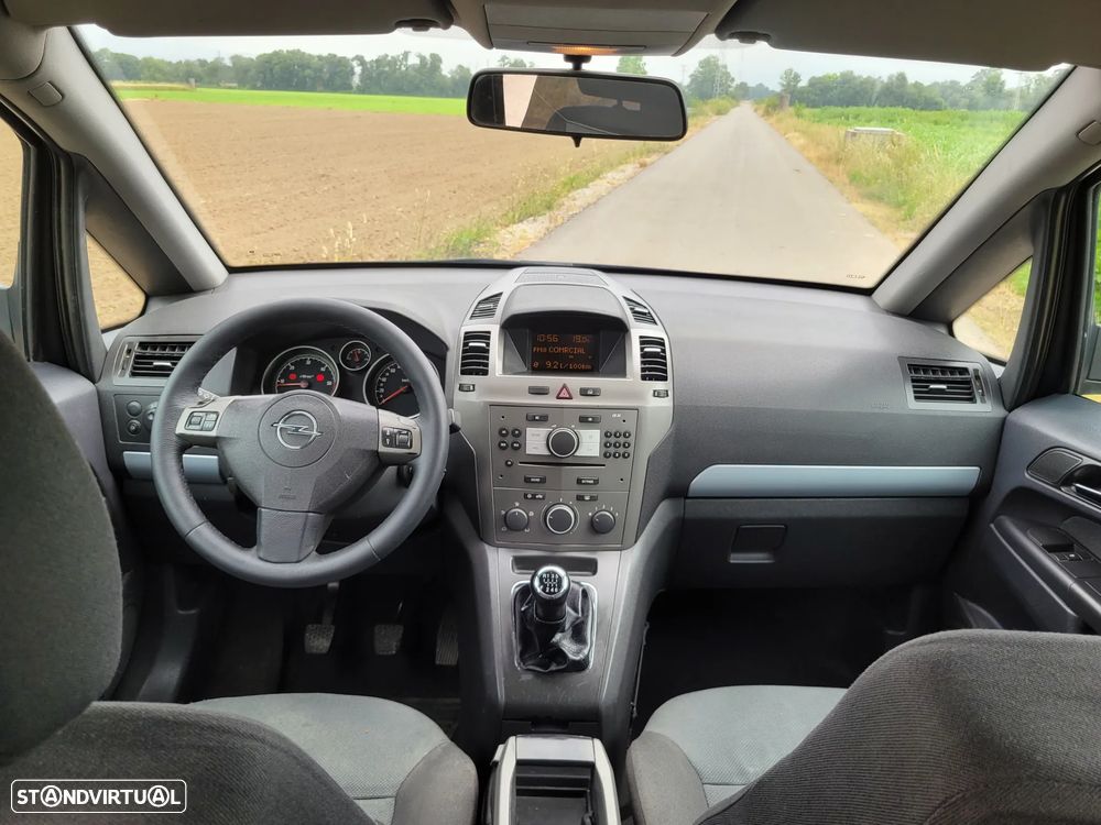 Opel Zafira 1.9 CDTi Cosmo - 11