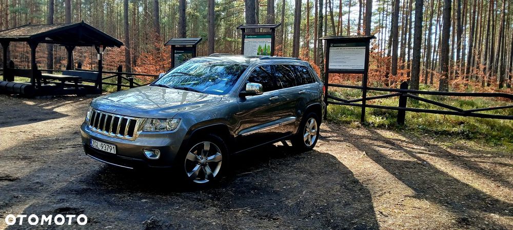 Jeep Grand Cherokee - 14