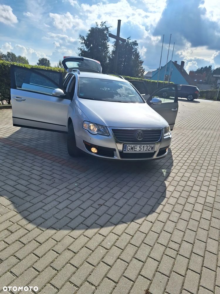 Volkswagen Passat 2.0 TDI Trendline DSG - 20