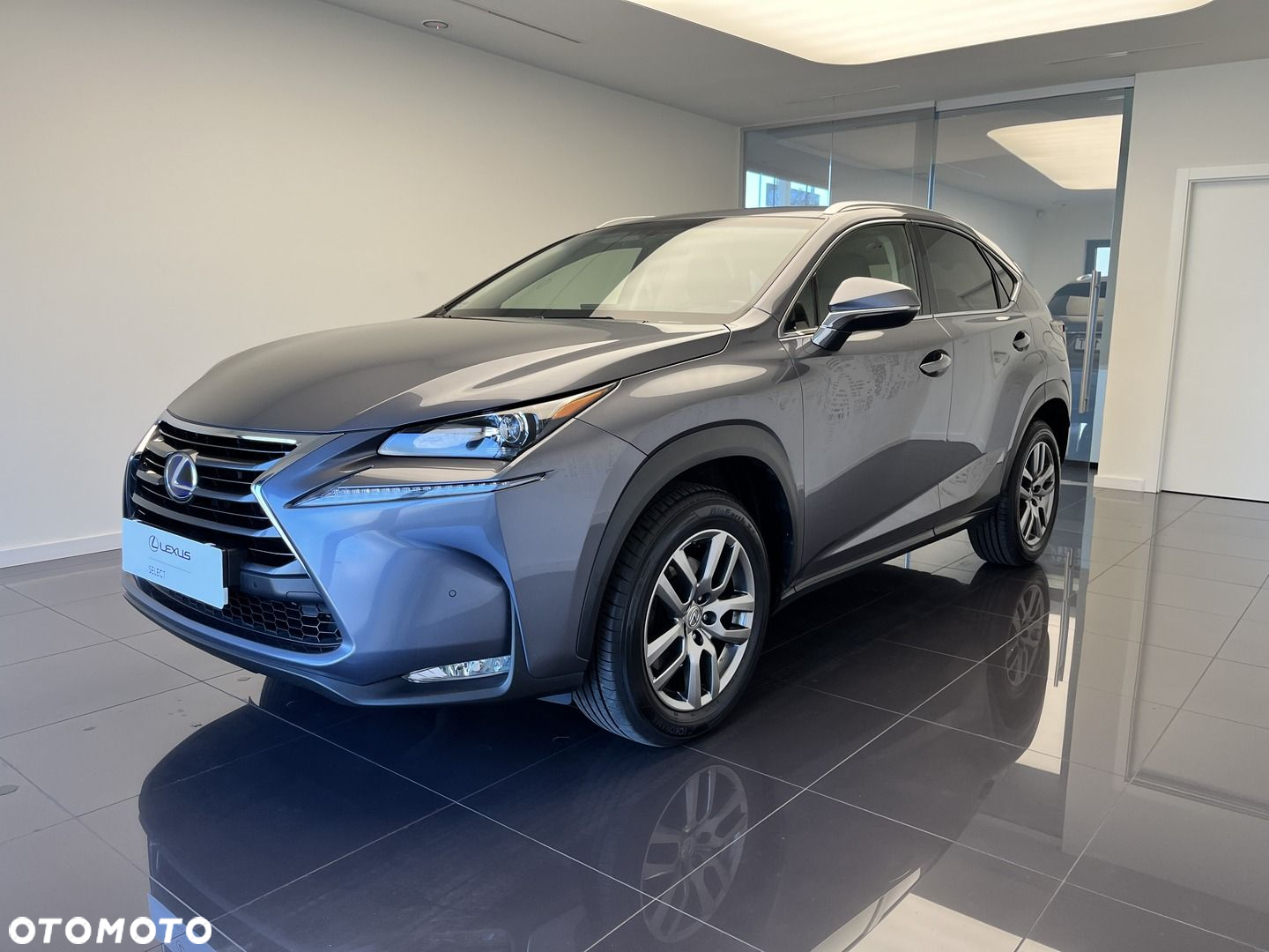 Lexus NX 200t Comfort AWD - 2