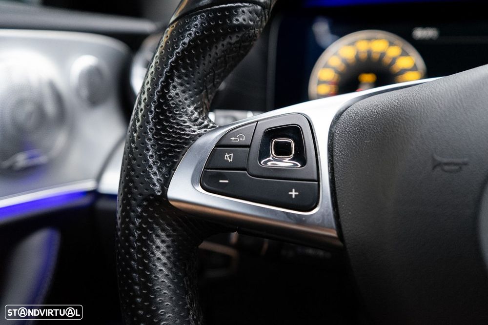 Mercedes-Benz E 220 d AMG Line - 40