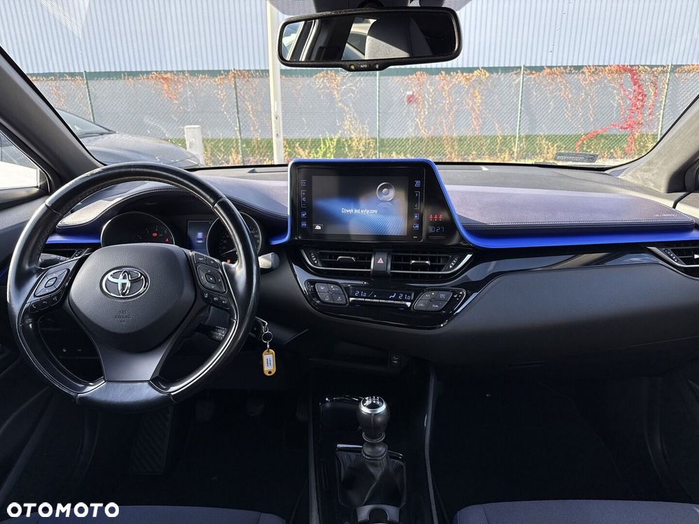 Toyota C-HR 1.2 T Dynamic - 9