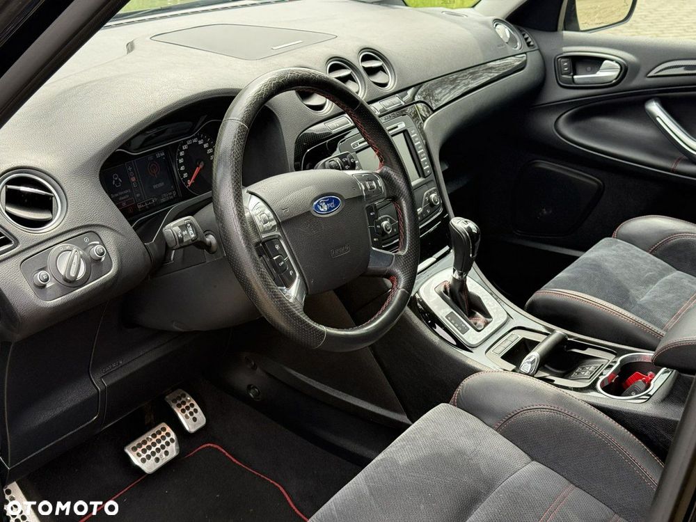 Ford S-Max 2.0 EcoBoost ST-Line - 19