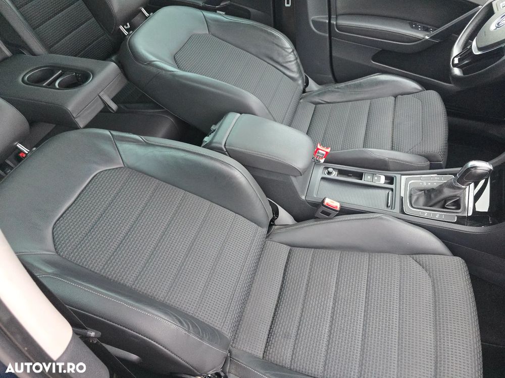 Volkswagen Golf 1.4 TSI ACT BlueMotion Technology DSG Highline - 10