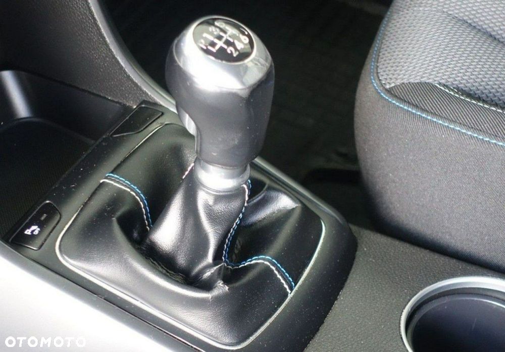 Hyundai i30 1.6 CRDi BlueDrive Go - 22