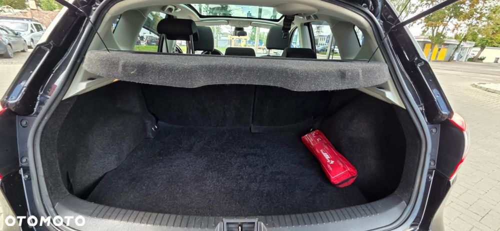 Nissan Qashqai 1.6 dCi 4 x 4 DPF Start/Stop tekna - 34