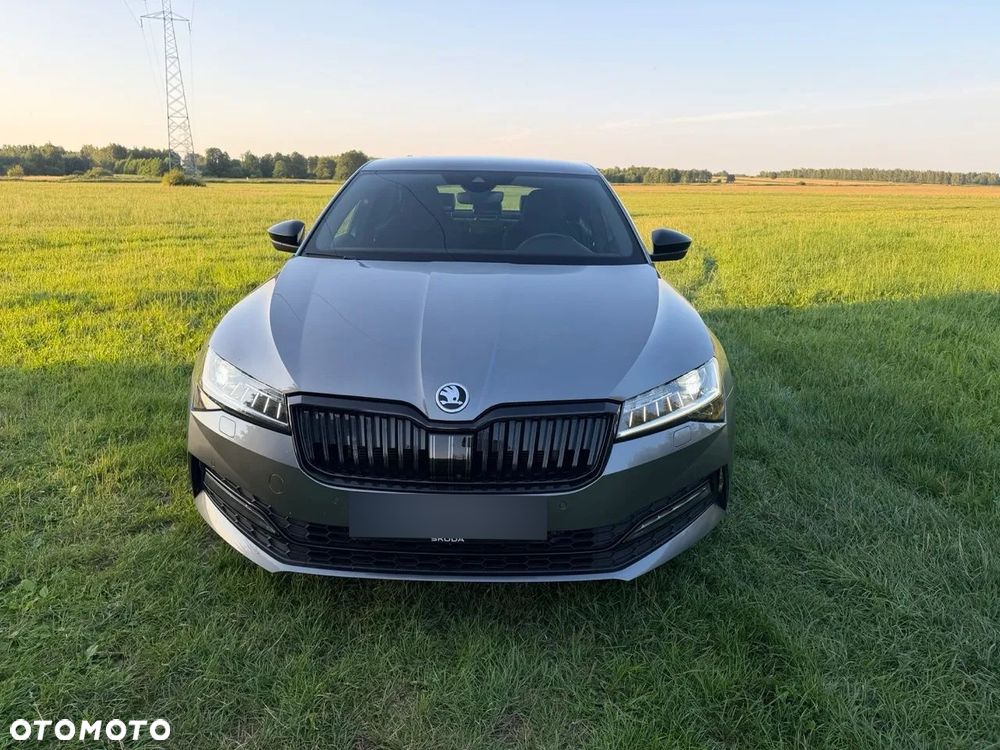 Skoda Superb 2.0 TDI SCR Sportline DSG - 23