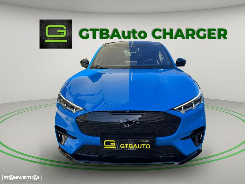 Ford Mustang Mach-E GT AWD - 3