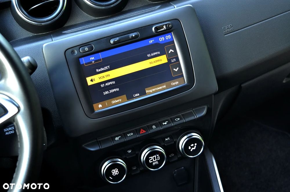 Dacia Duster 1.6 SCe Prestige - 23