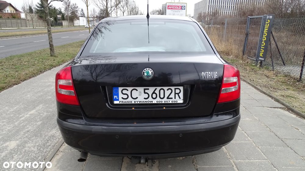 Skoda Octavia 1.6 Active - 7