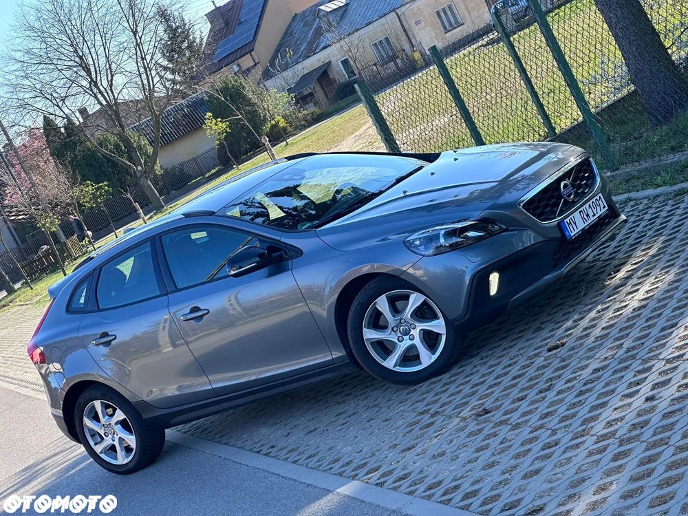 Volvo V40 Cross Country D2 Momentum - 4