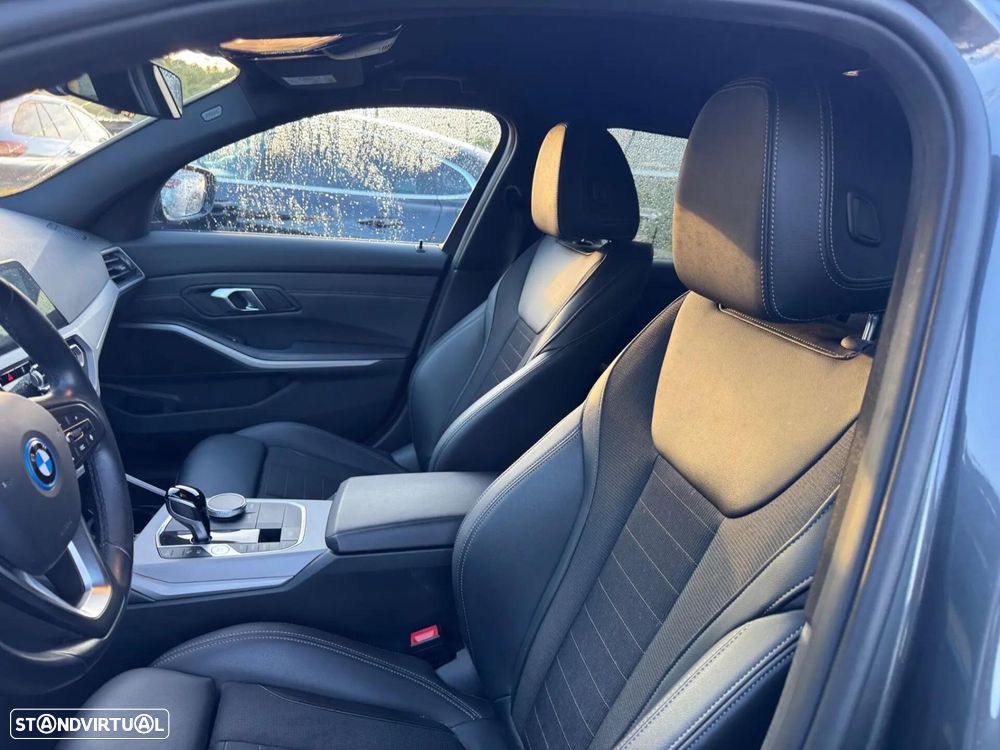 BMW 320 e Corporate Edition Auto - 15