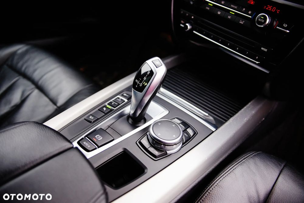 BMW X5 sDrive25d - 27