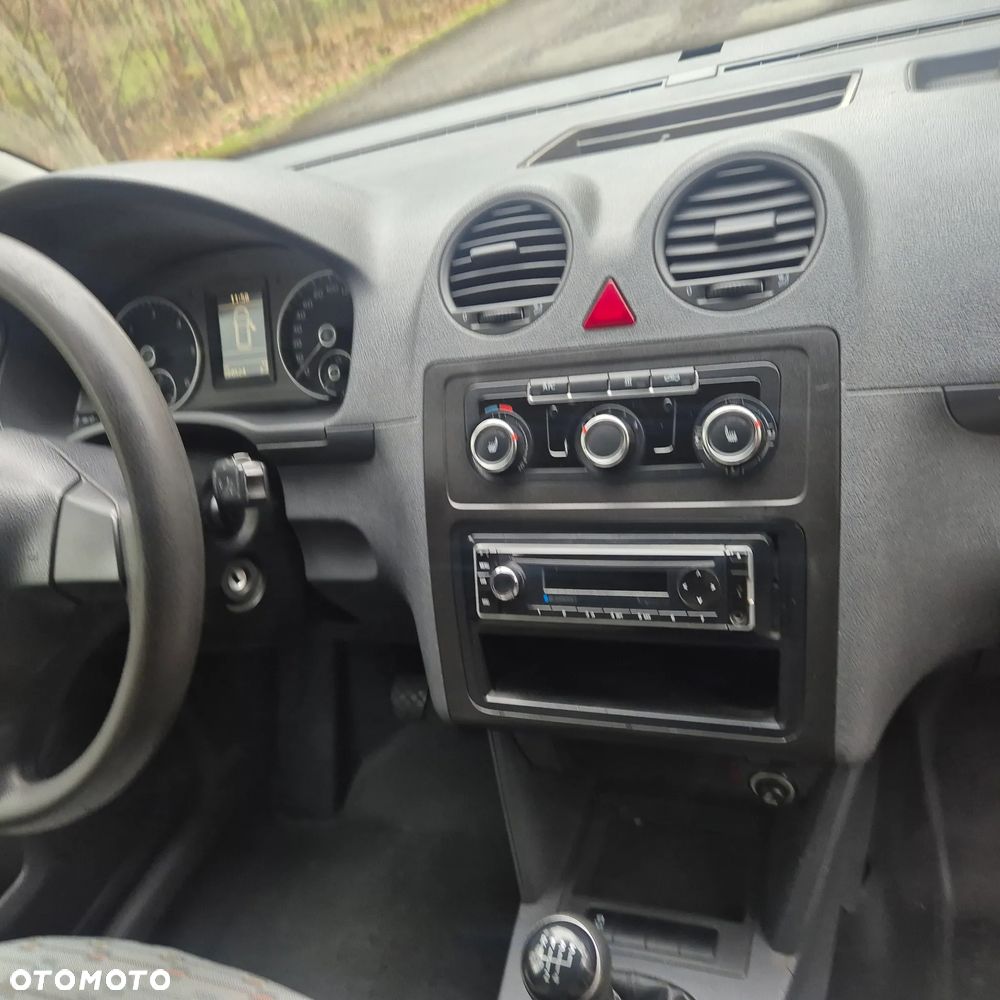 Volkswagen Caddy - 9