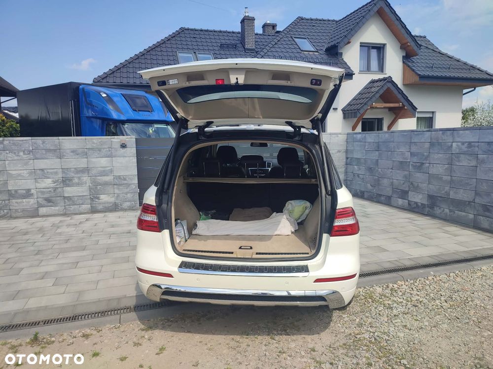 Mercedes-Benz ML - 9