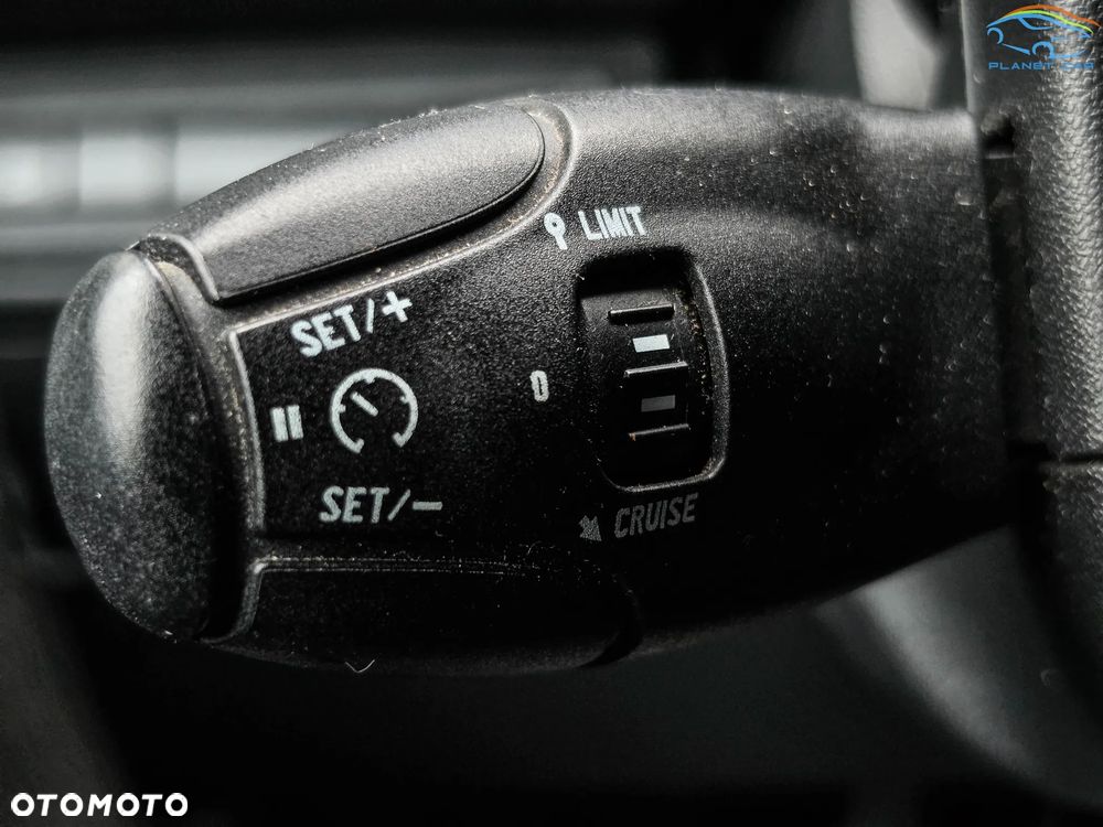 Peugeot 208 95 VTI Active - 26