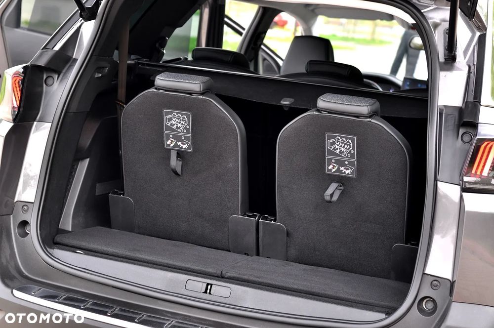 Peugeot 5008 1.5 BlueHDi Allure S&S EAT8 - 11